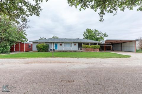 510 W Irving Street Munday TX 76371