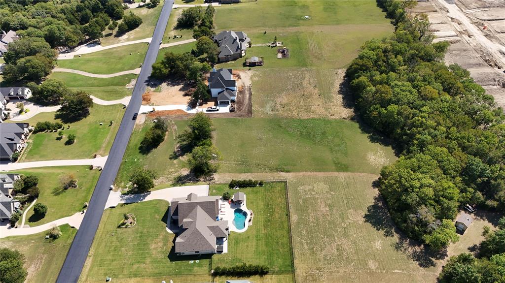 29 B Lake Breeze Drive