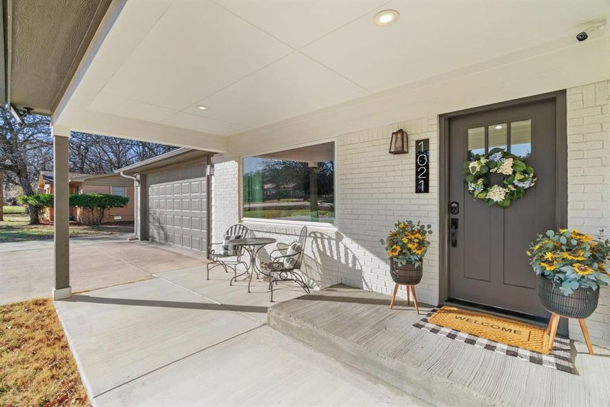 Welcome to 1021 Poe Street in Azle, TX a beautifully renovated 4-bedroom, 3-bathroom home that blends modern updates with spacious comfort.
Completely updated in 2024 from the ground up, this move-in ready home features high ceilings that create an open, airy feel throughout. The thoughtfully designed layout includes two primary suites, offering incredible flexibility for multi-generational living, guests, or a private home office setup. The heart of the home shines with brand-new stainless steel appliances, sleek finishes, and durable luxury vinyl plank flooring that flows seamlessly throughout the main living spaces. Every detail has been refreshed to provide a clean, modern aesthetic while maintaining a warm and inviting atmosphere. Step outside to enjoy a covered back patio, perfect for relaxing evenings or entertaining with friends and family. The large driveway and attached 2-car garage provide ample parking and convenience. With its extensive 2024 renovations, functional floor plan, no HOA, and prime location, this home offers the perfect blend of style, space, and practicality.