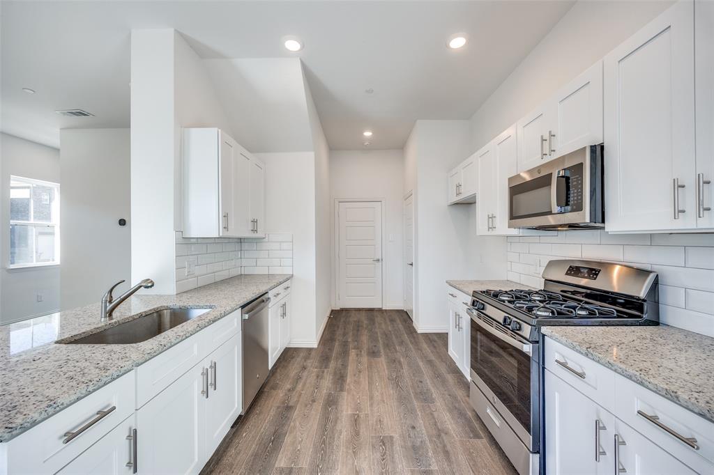 Bunker Hill Town Homes - Residential