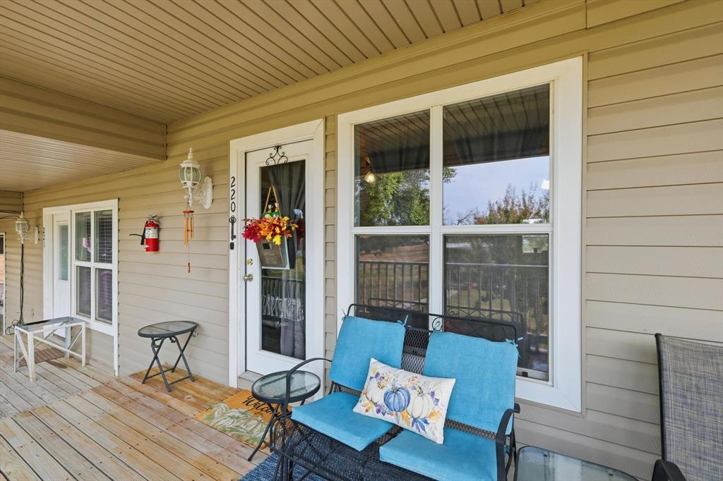 81 Runaway Bay Drive 220