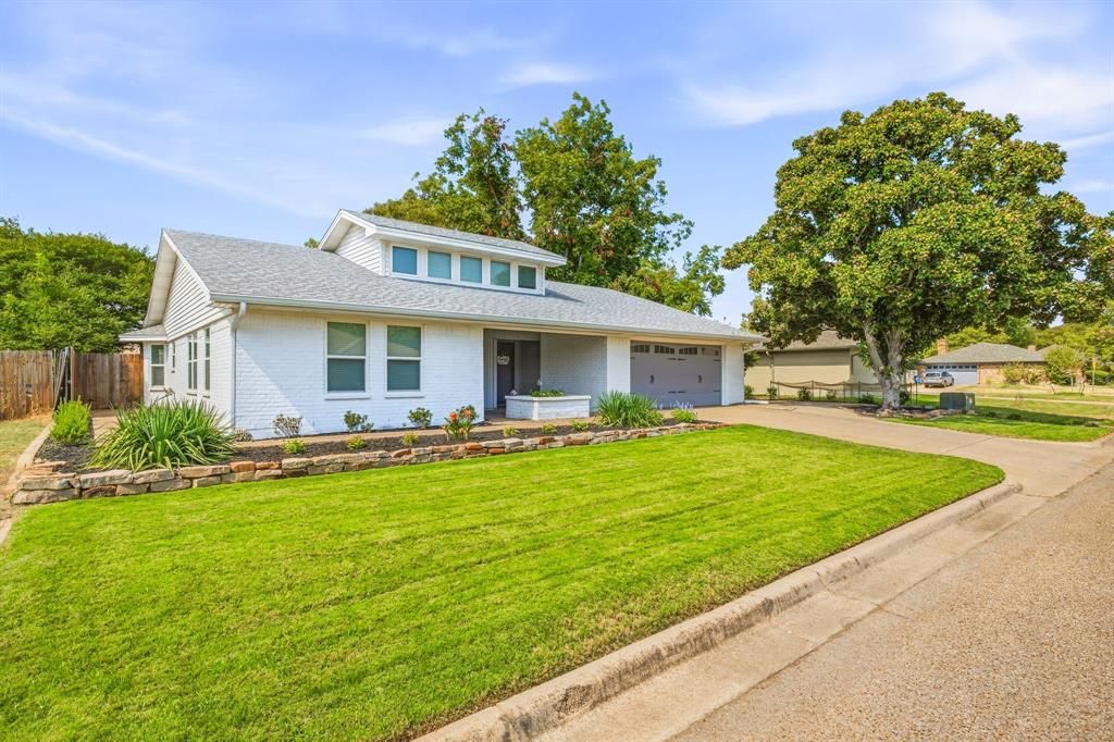 1202 Red Bird Lane