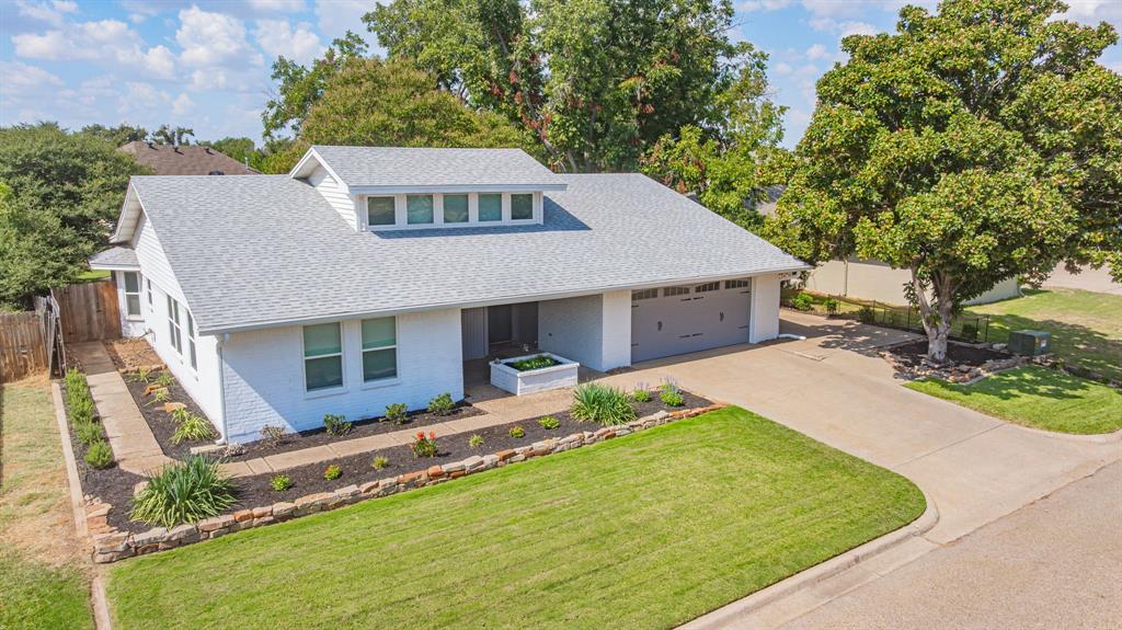 1202 Red Bird Lane