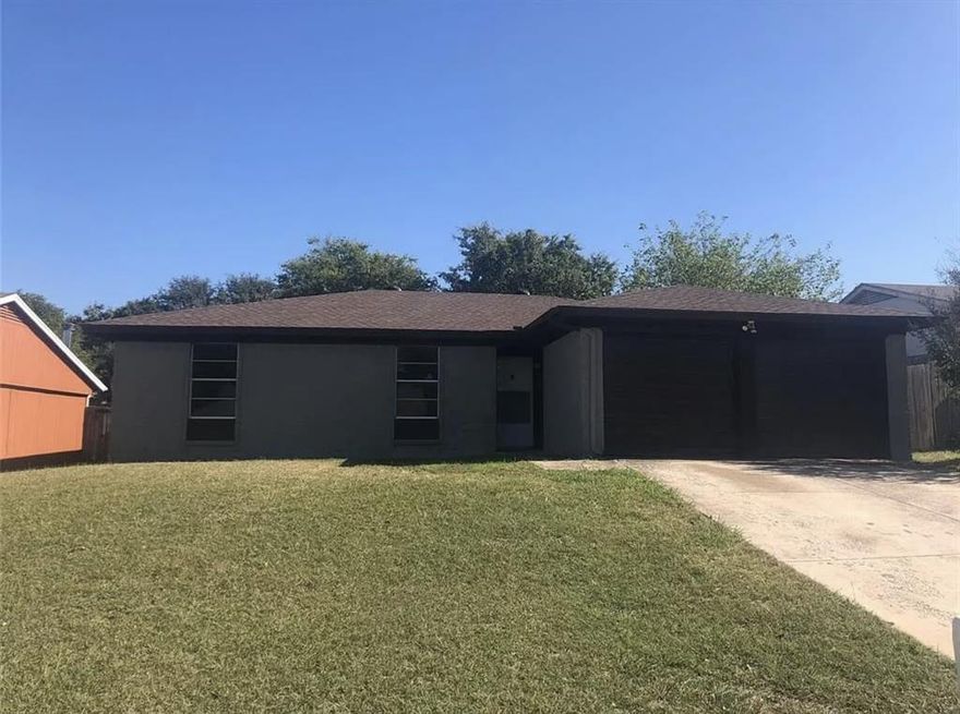 Significant price drop, SELLING AS IS! 

Excellent opportunity to purchase a charming 3 bedroom, 2 bathroom property in west Fort Worth. **** NO HOA *** Upgrades throughout. Good size lot with spacious back yard. Sought after school district -White settlement ISD. You won’t want to miss out on this one!