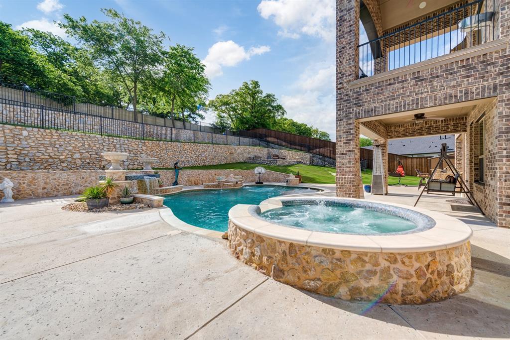 Southlake Meadows - Residential