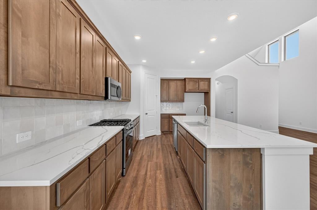 3596 Redbud Flower Trail