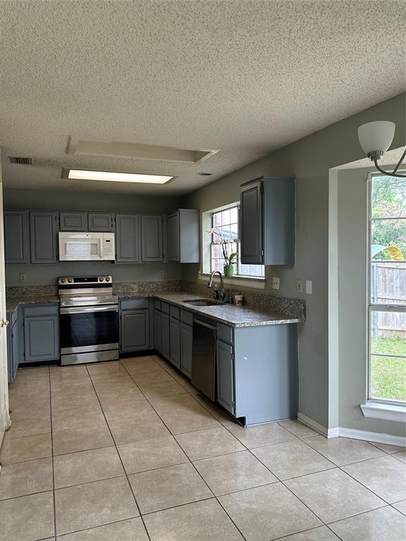 Sheffield Village Ph 3 Add - Residential Lease