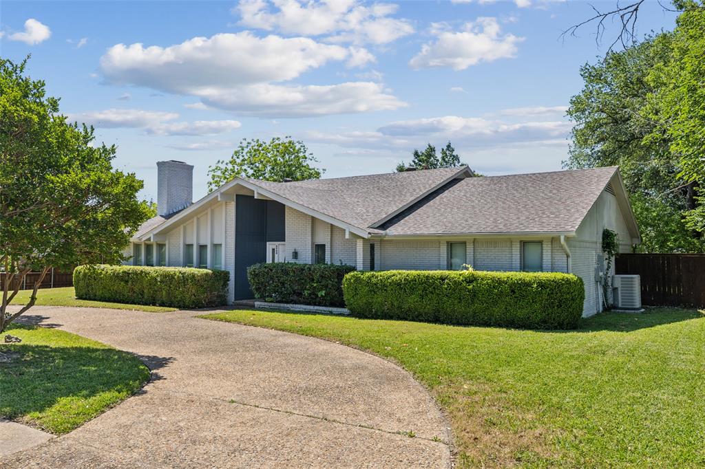 6908 Heatherknoll Drive