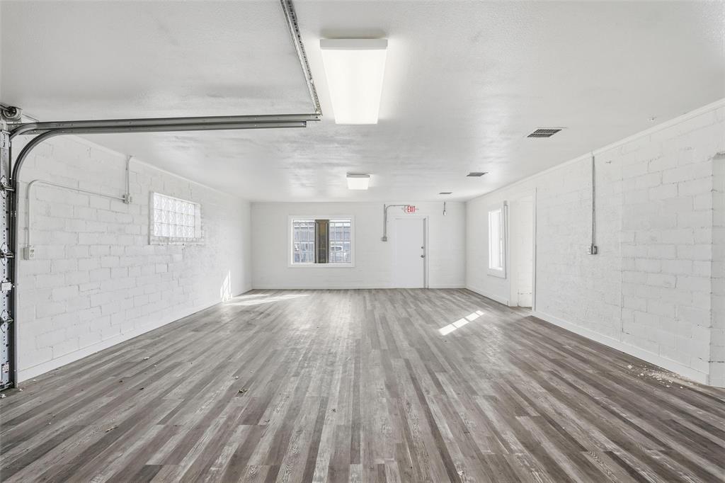 Crowley Original Town - Commercial Sale