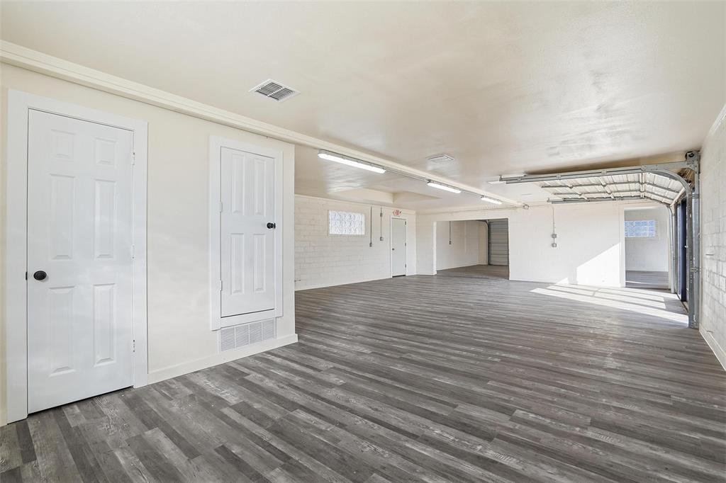 Crowley Original Town - Commercial Sale