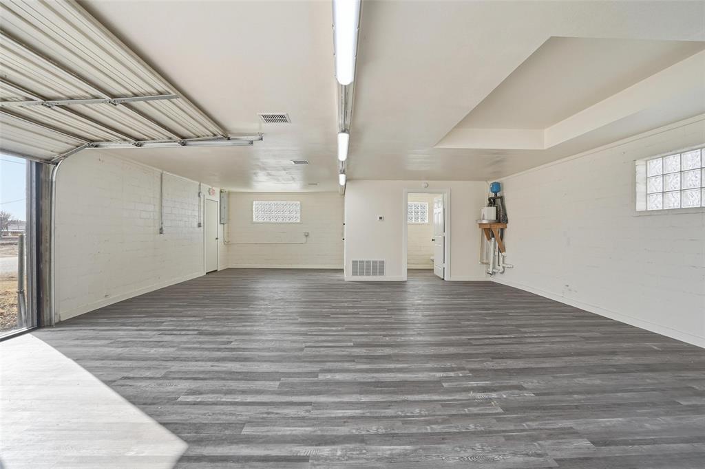 Crowley Original Town - Commercial Sale