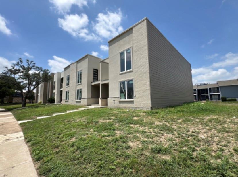 Timberleaf Lane TWNHMS - Residential