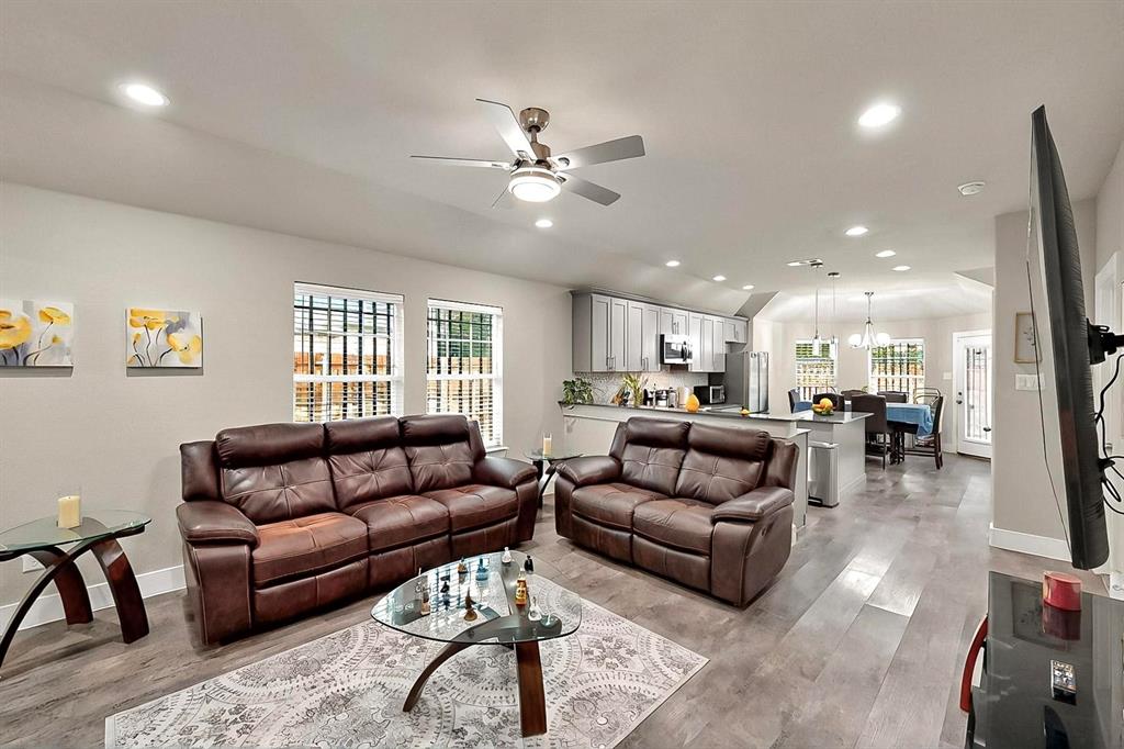 Rochester Park - Residential