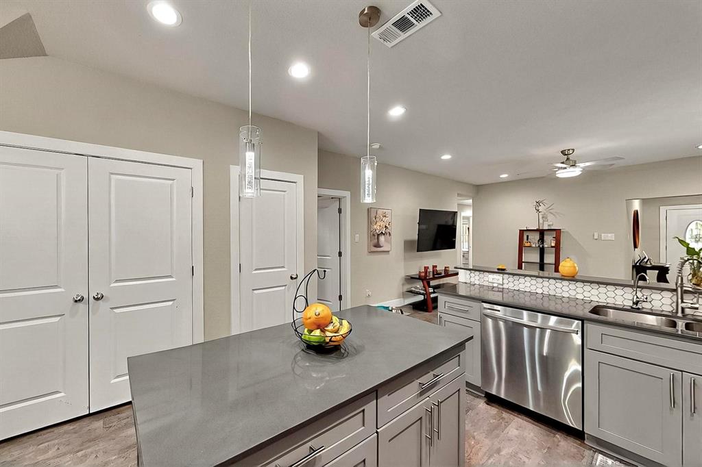 Rochester Park - Residential