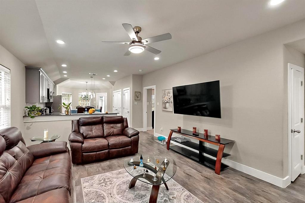 Rochester Park - Residential