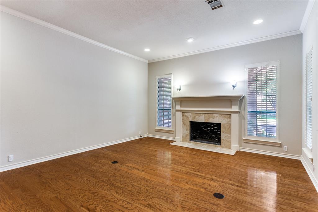 4708 Oak Trail