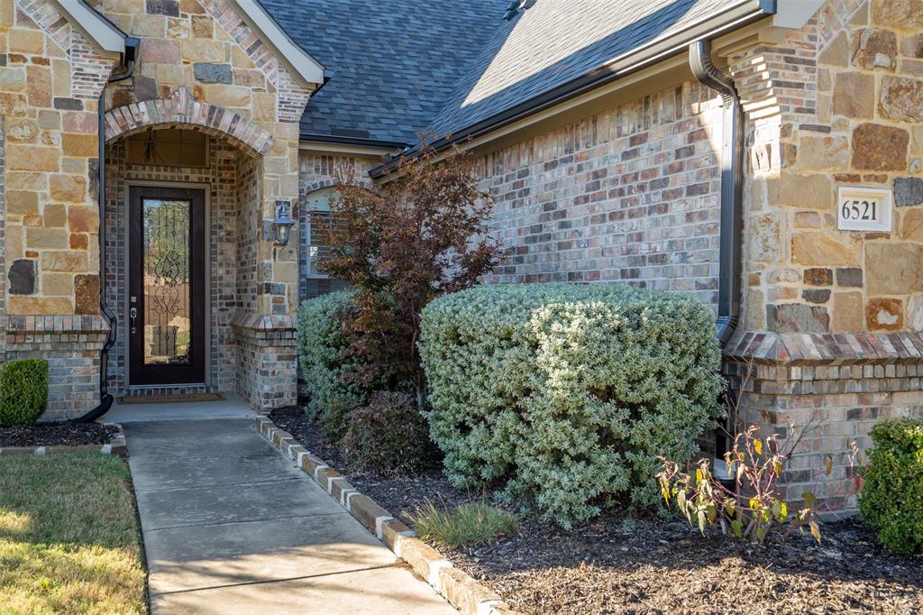 6521 Rock Springs Drive