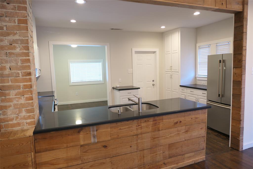 Mount Auburn - Residential Lease