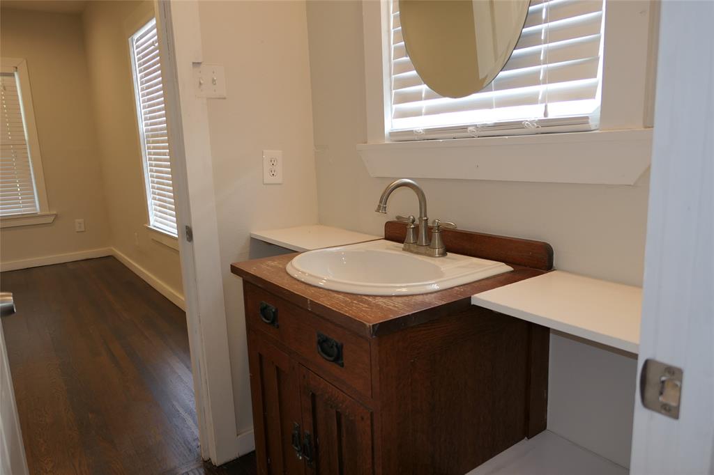 Mount Auburn - Residential Lease