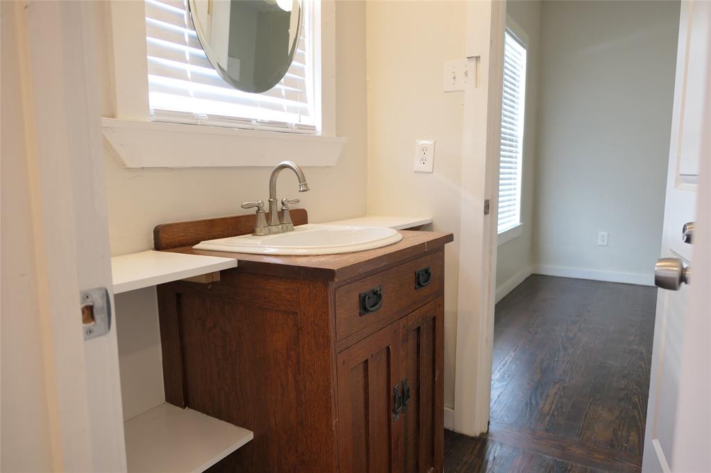 Mount Auburn - Residential Lease