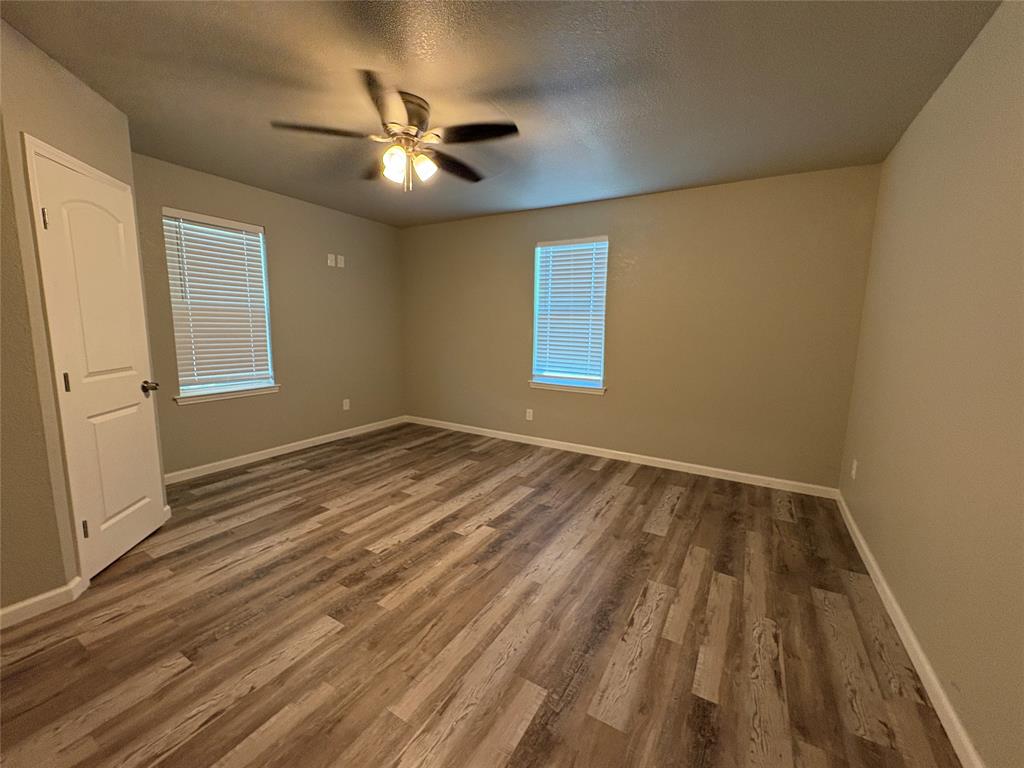 J Sanders - Residential Lease