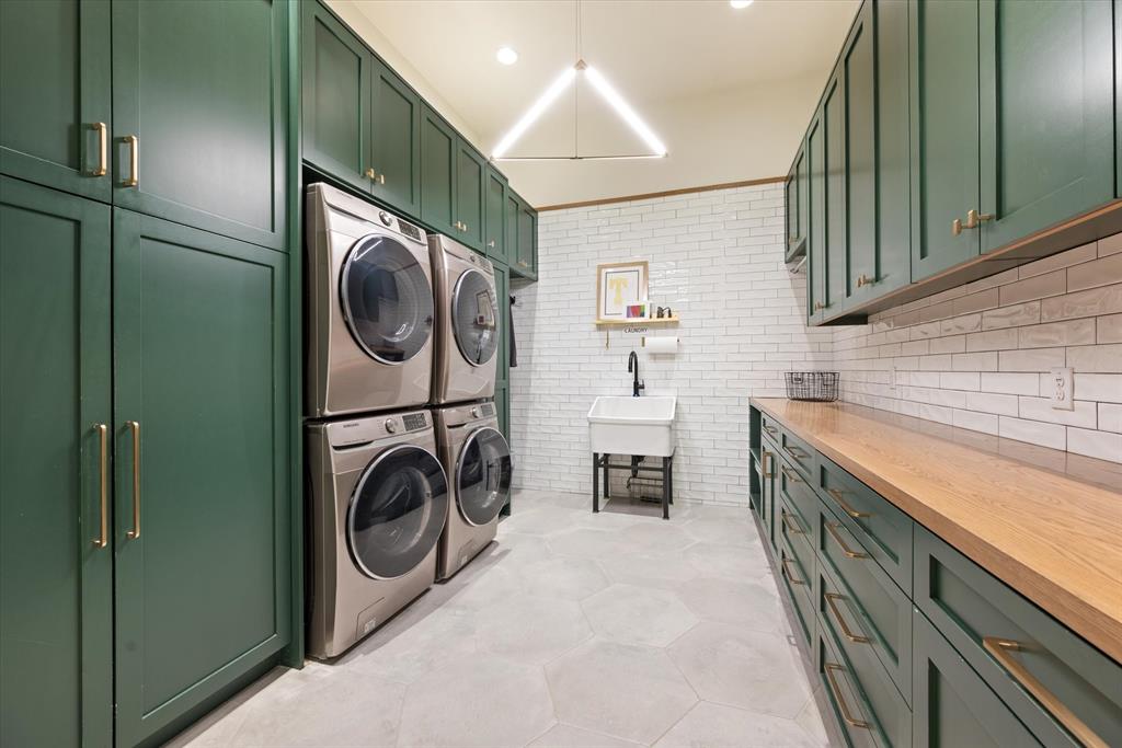 Moss Farms - Residential