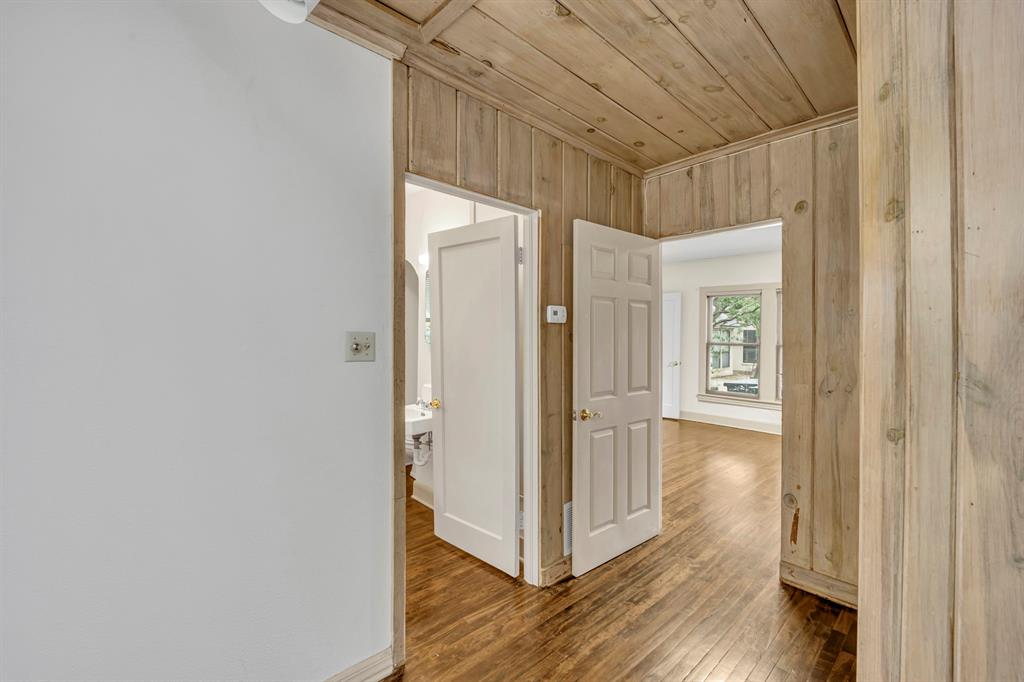 Daggett E Add - Commercial Lease