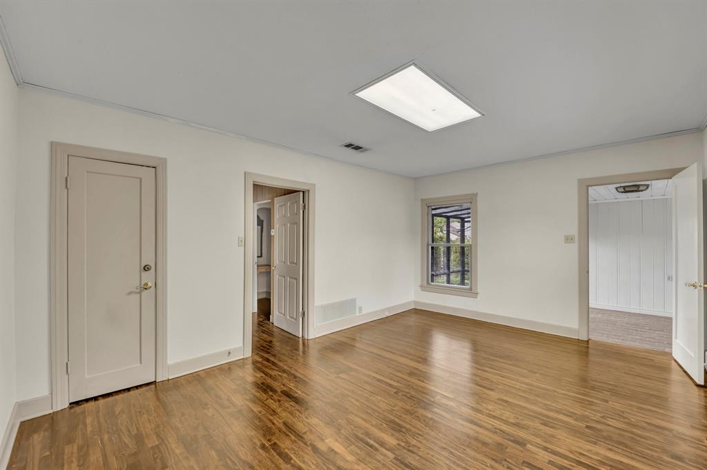 Daggett E Add - Commercial Lease