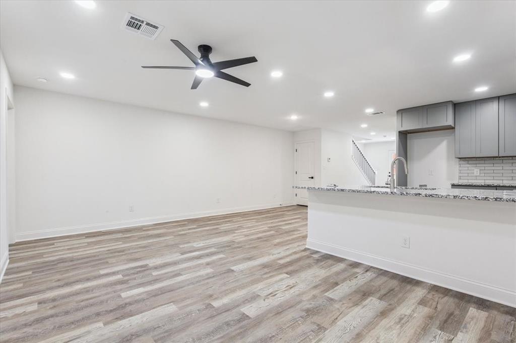 Pearlstone - Residential Income