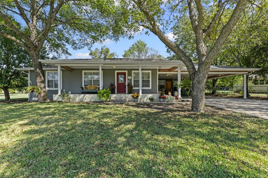 208 W Allen Avenue