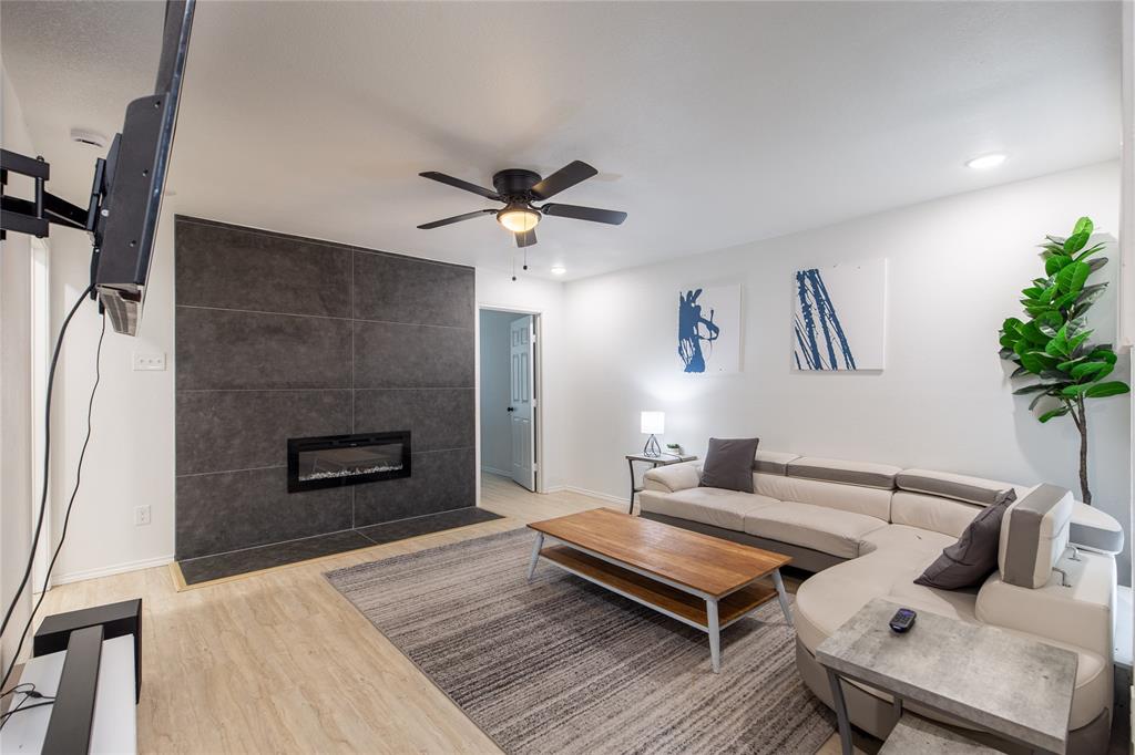 767 Panorama Drive