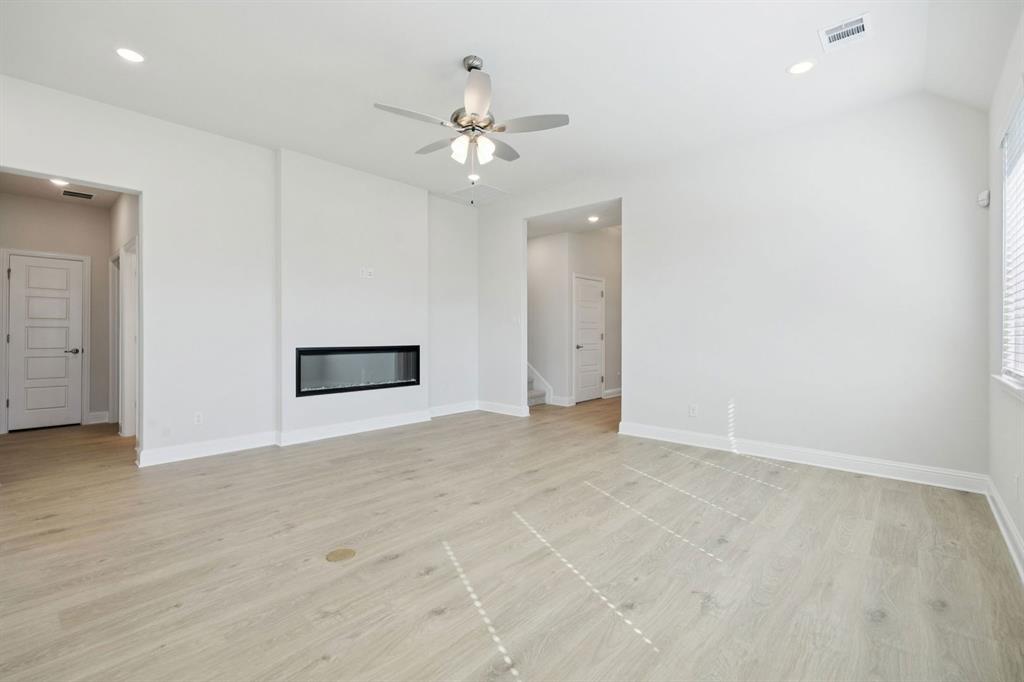 Summer Crest - Residential