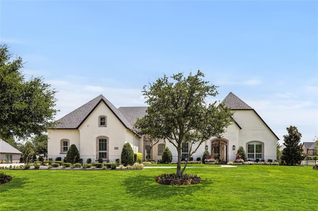 2120 Meadow View Drive