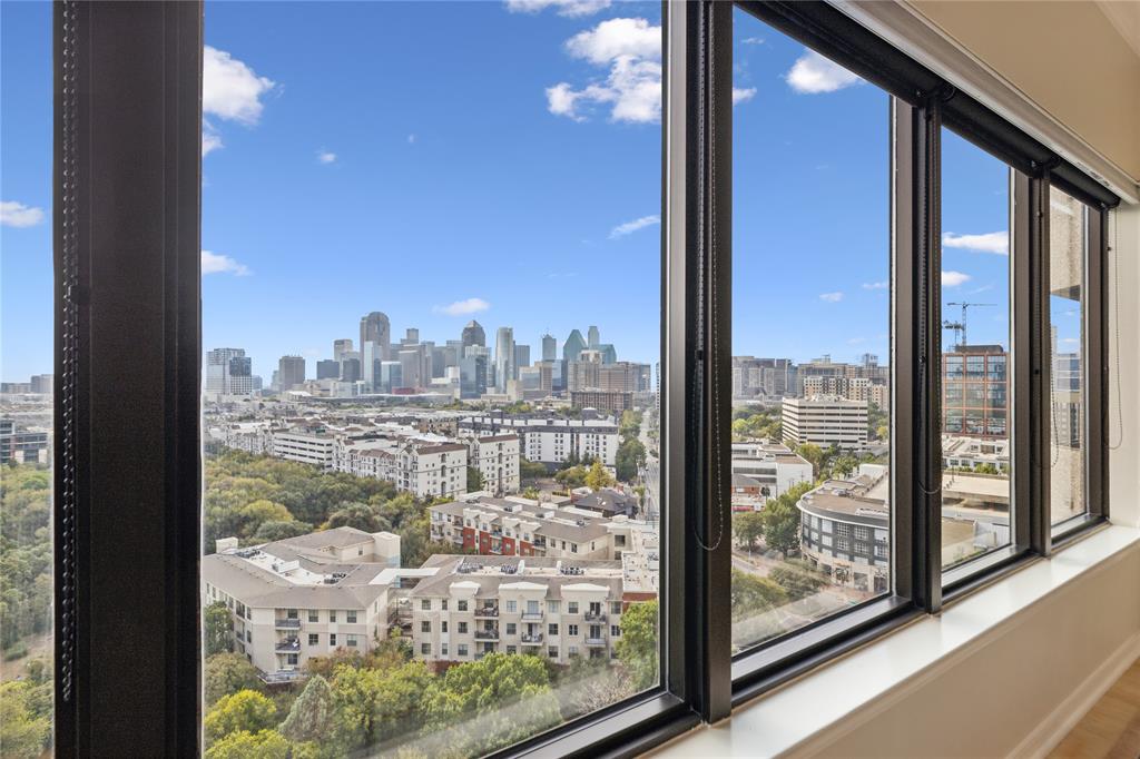 La Tour Condo - Residential