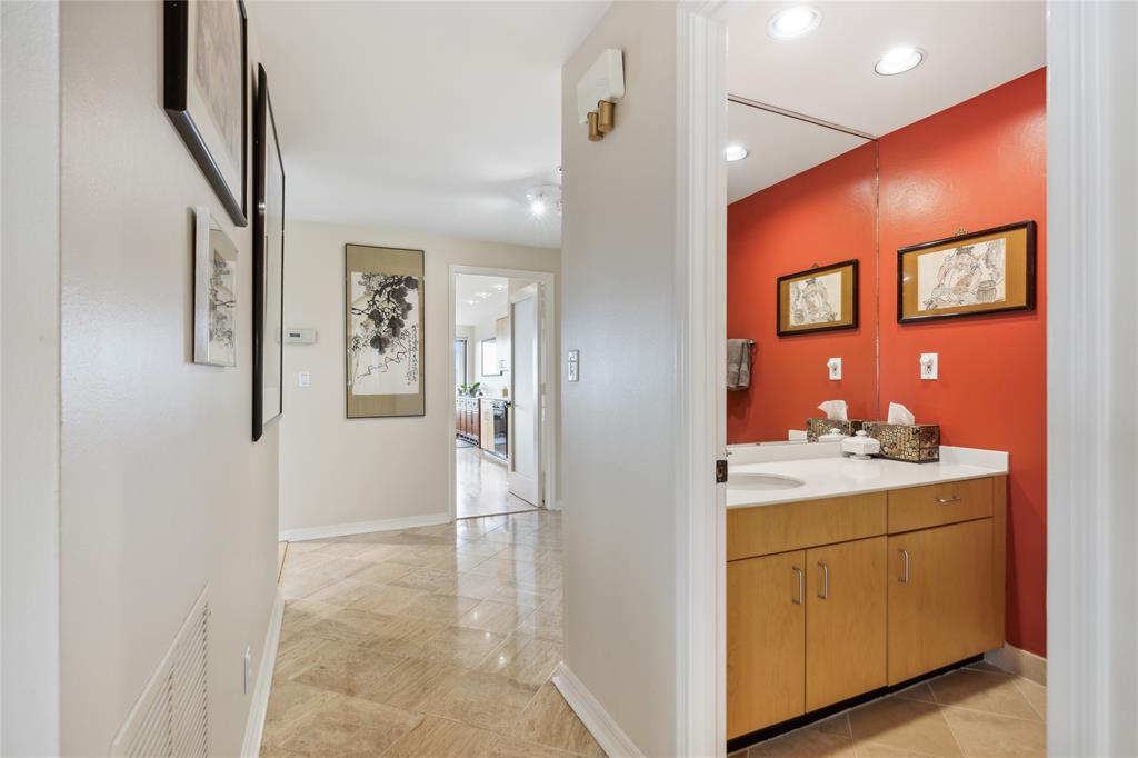 La Tour Condo - Residential