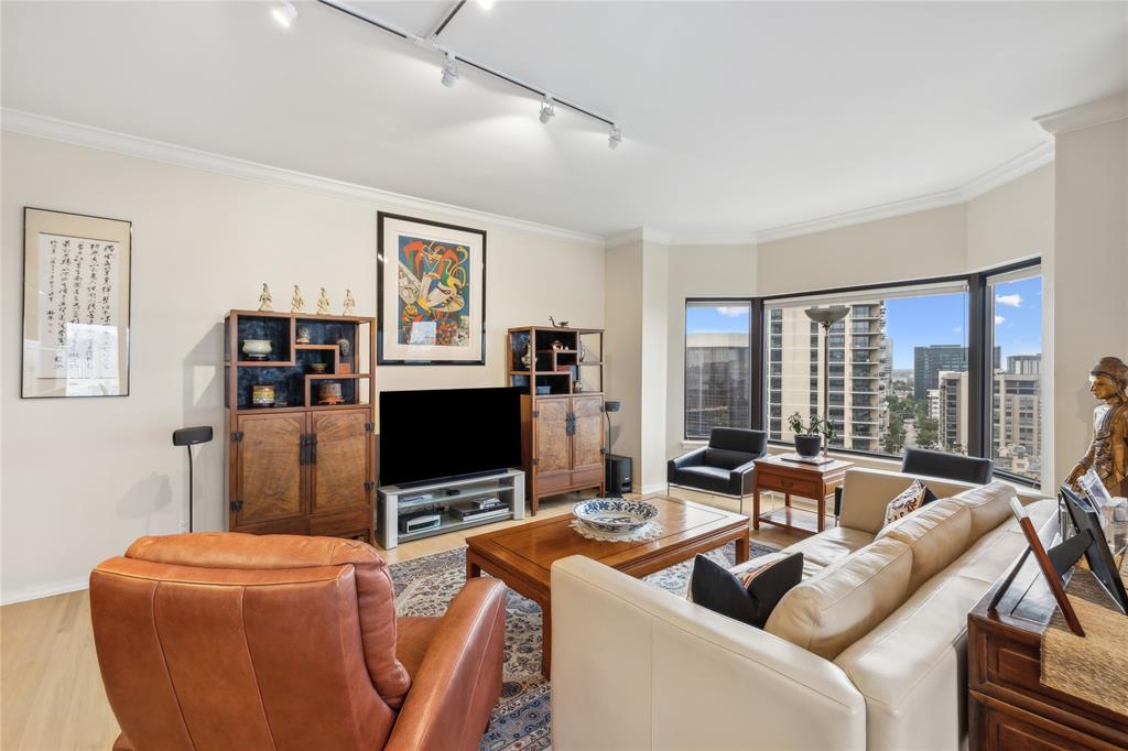 La Tour Condo - Residential