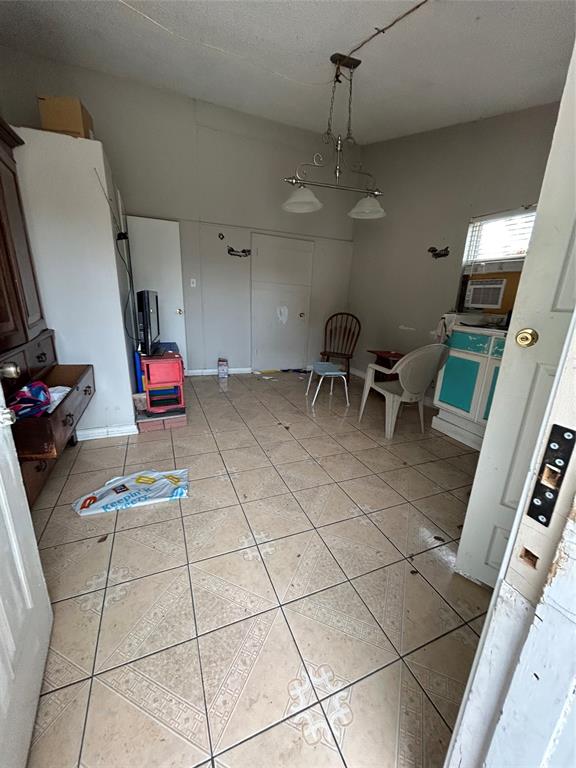 Royalhaven Rev - Residential