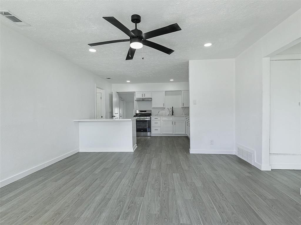 Monica Park 02 - Residential