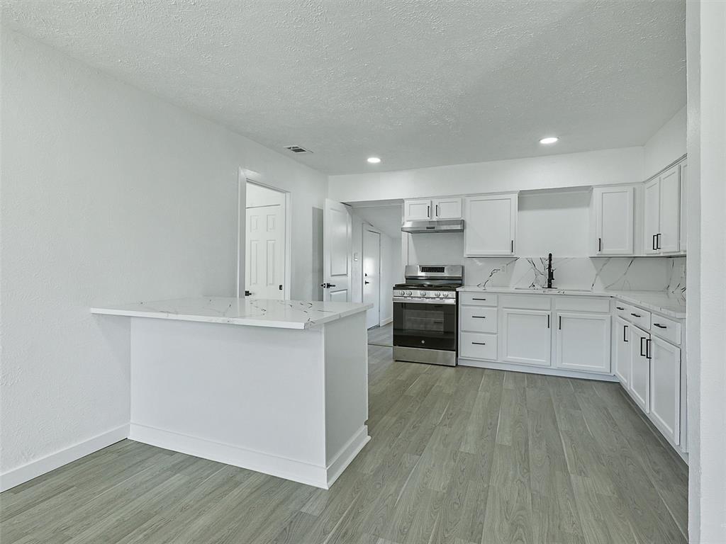 Monica Park 02 - Residential