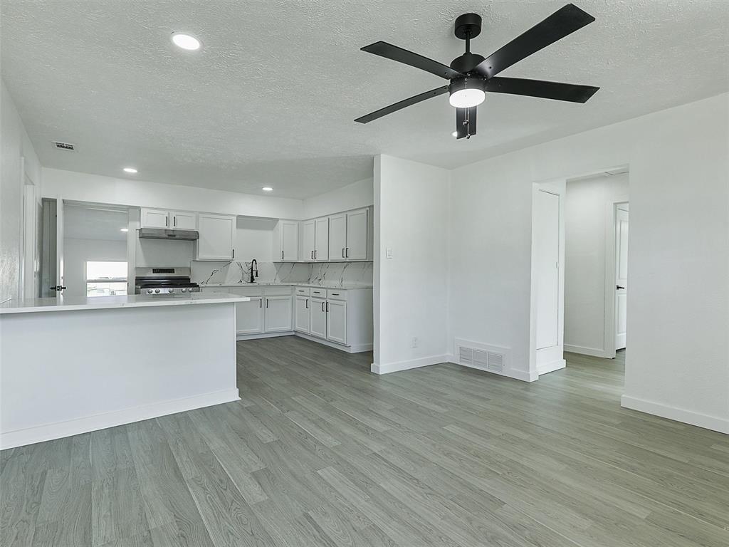 Monica Park 02 - Residential