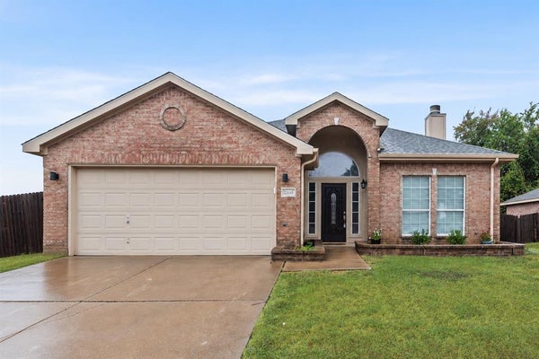 12448 SILVER MIST TRL, BURLESON, TX 76028 - Image 966bb91e4ced98aafefe636a744ee2c9/720039092