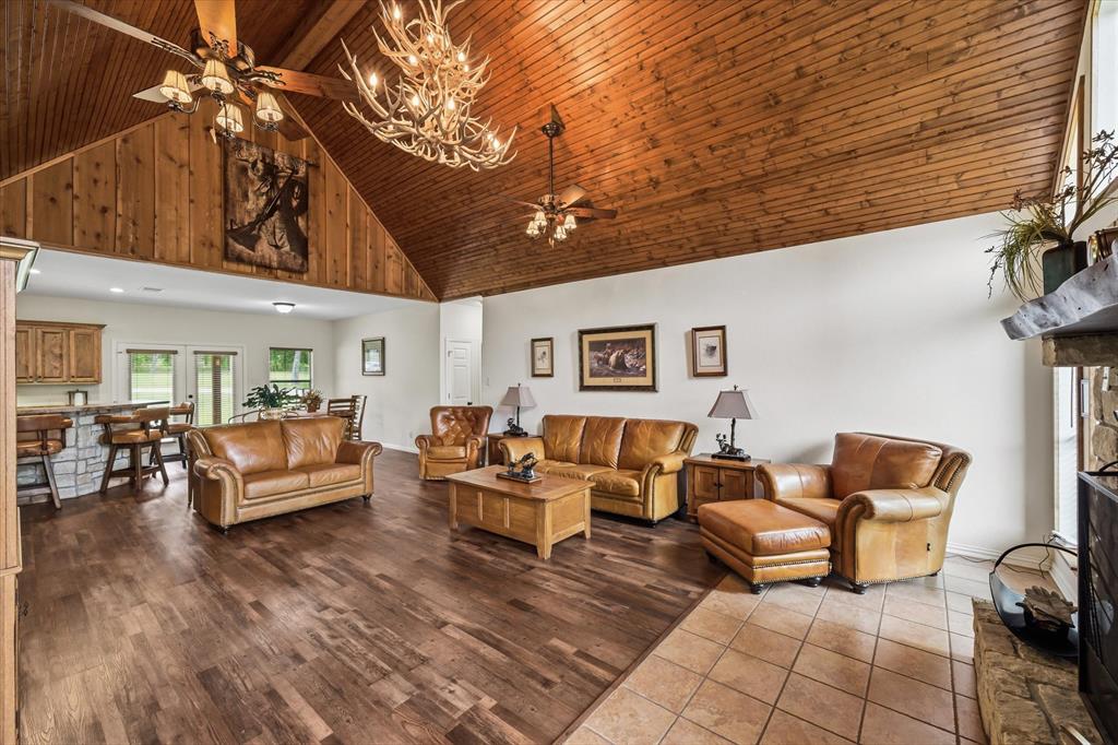 Lakewood Tr - Residential