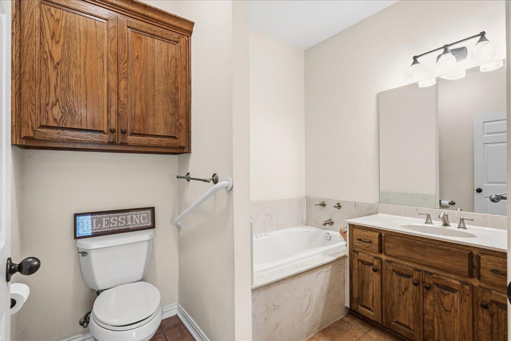 Lakewood Tr - Residential