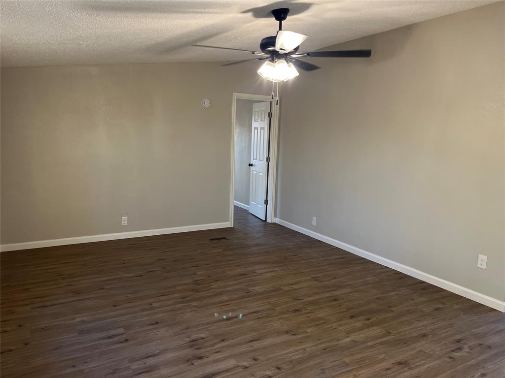 Ennis East Estates - Residential