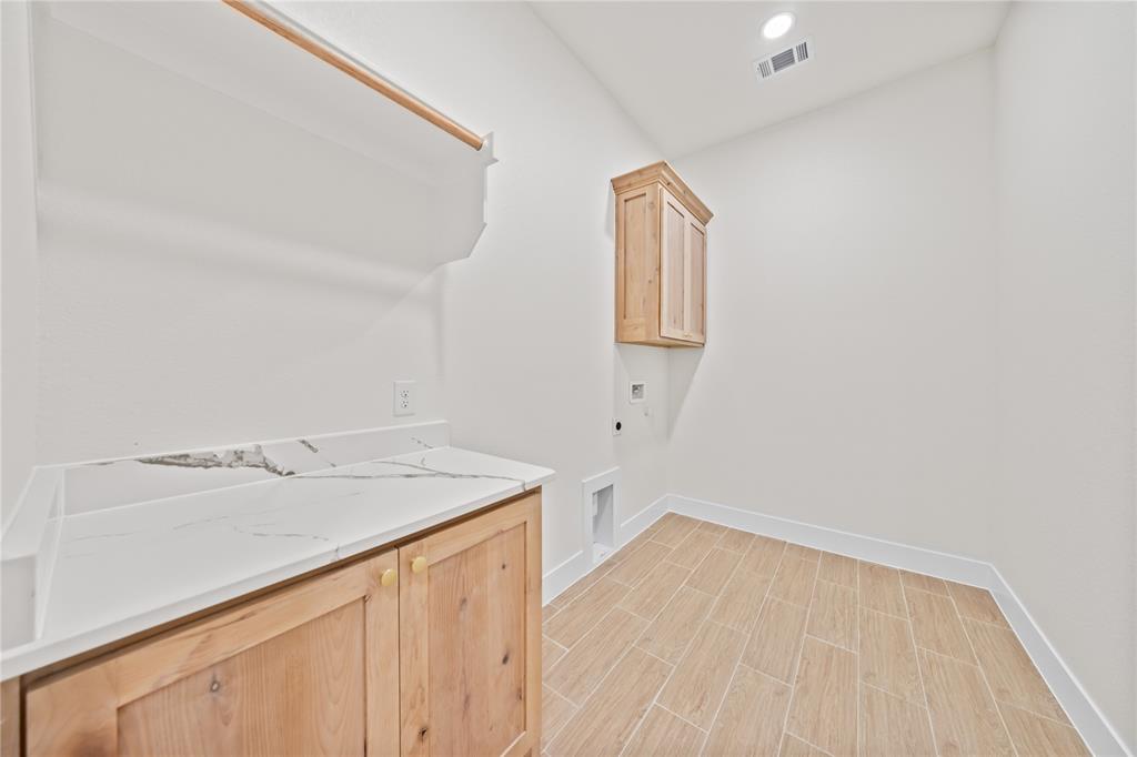 SCENIC BLUFF - Residential