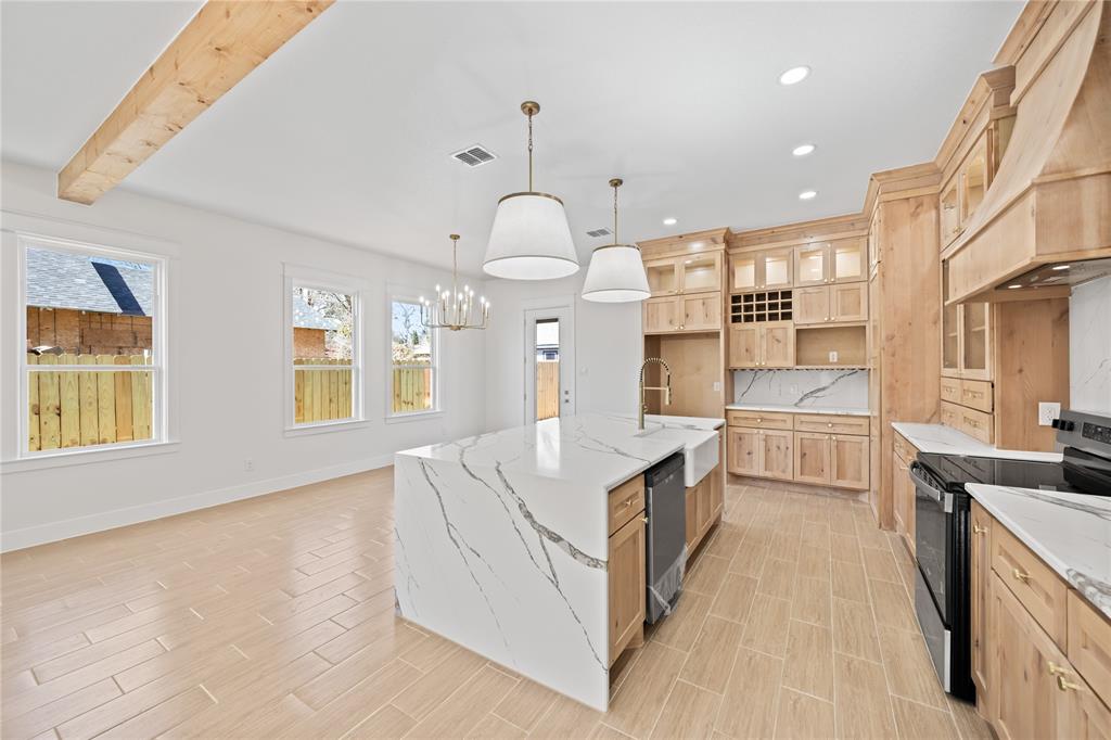 SCENIC BLUFF - Residential