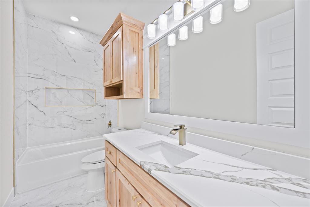 SCENIC BLUFF - Residential