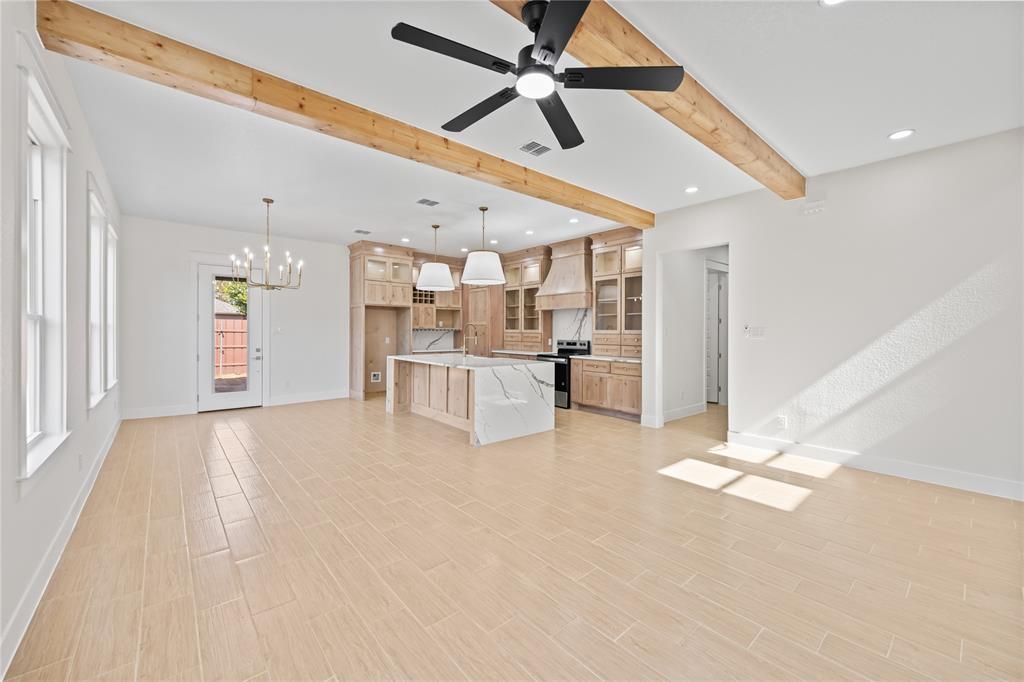 SCENIC BLUFF - Residential