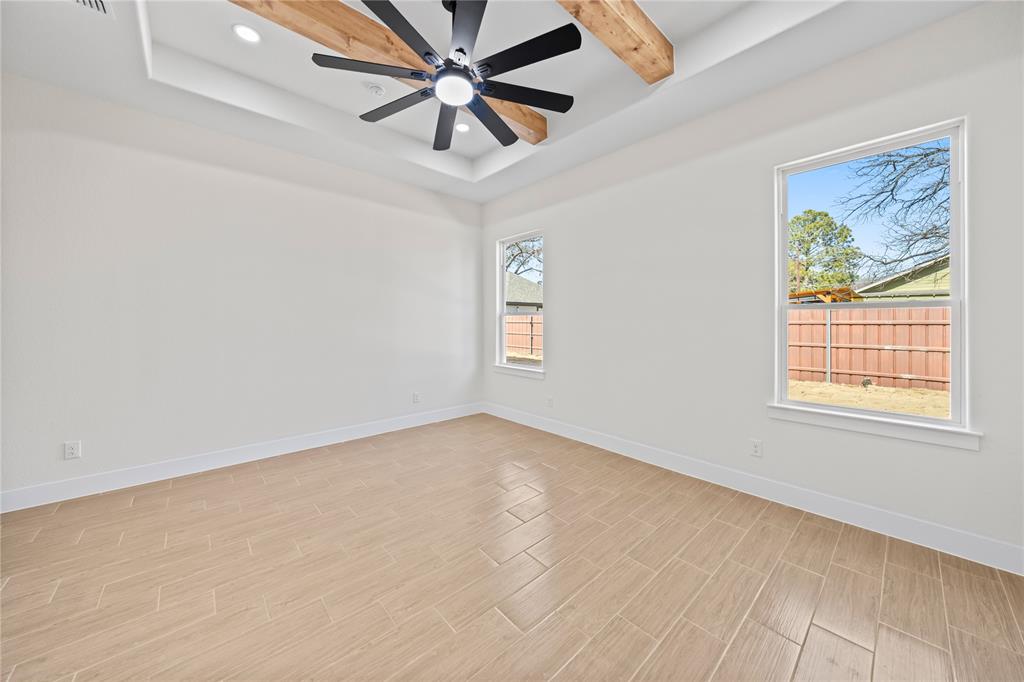 SCENIC BLUFF - Residential