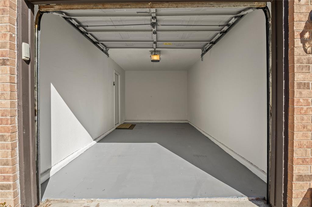 Bently Court - Residential